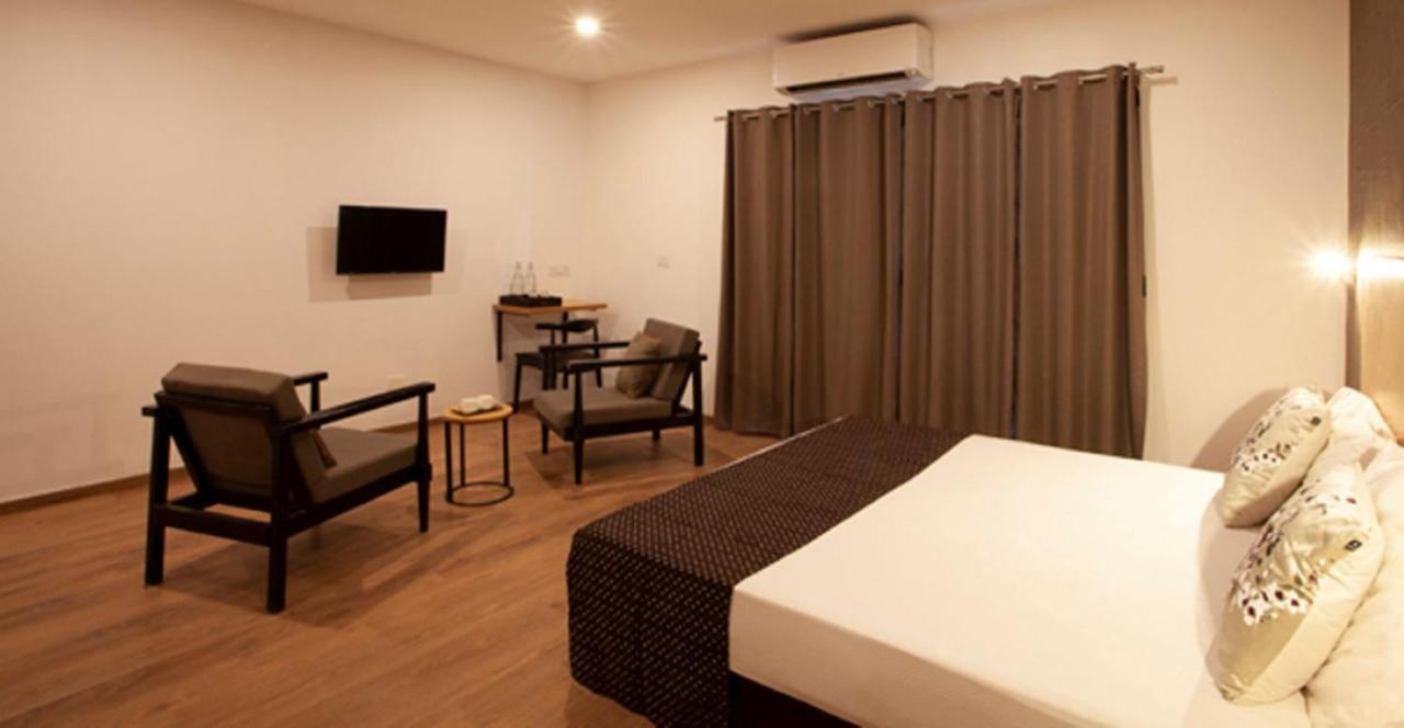 Hotel Panchvati Comforts 벵갈루루 외부 사진